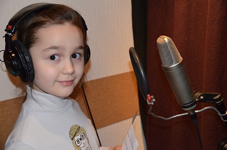Более 150 учеников из Хакасии приняли участие в конкурсе радиобращений к водителям